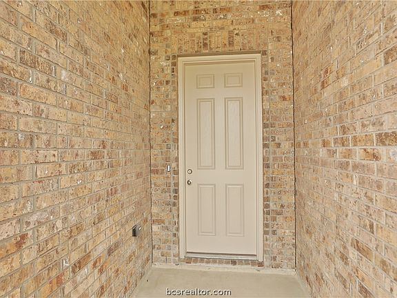 5th image of 2515 Bramber Dr