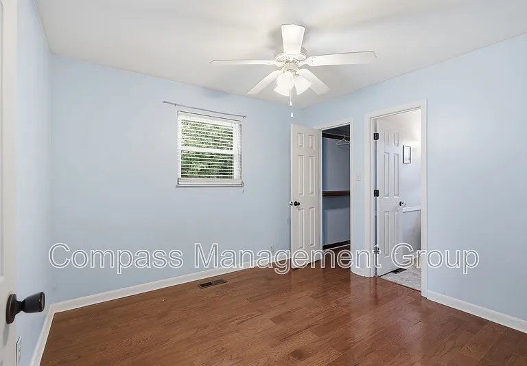 7668 Chatham Cir — Photo 25