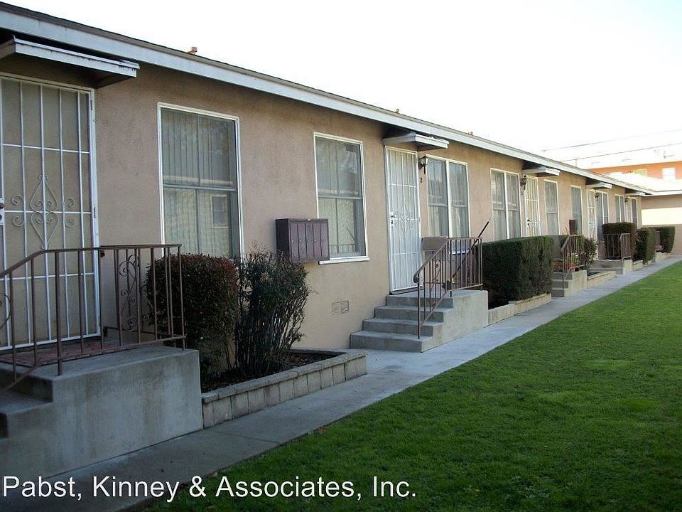 1st image of 3239 E Wilton St APT 3