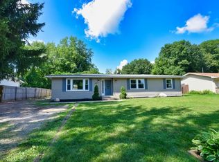 110 Hartman Knoll Ct, Nappanee, IN 46550