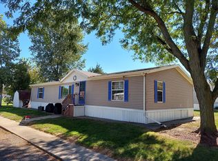 5905 W Maple St, Romulus, MI 48174