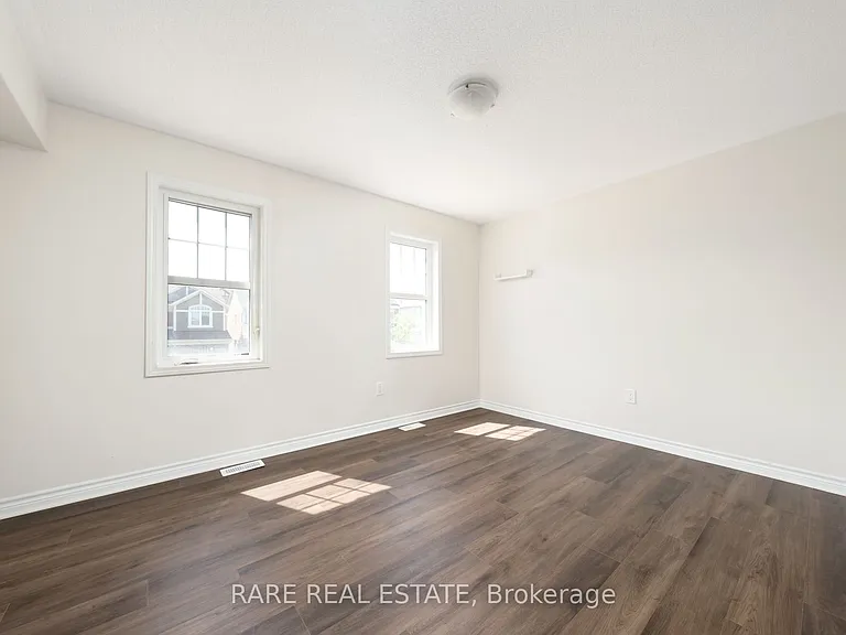 14 Bannister Cres — Photo 15