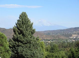 1415 Grizzly Ct, Yreka, CA