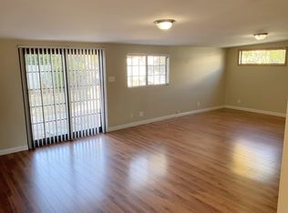 7815 Hesperia Ave, Reseda, CA 91335