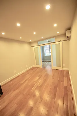 Rented by Tosh Marks Property Group | media 9