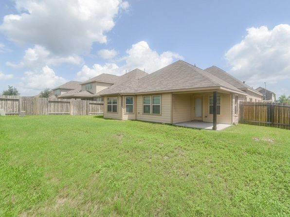 22303 Larch Grove Ct