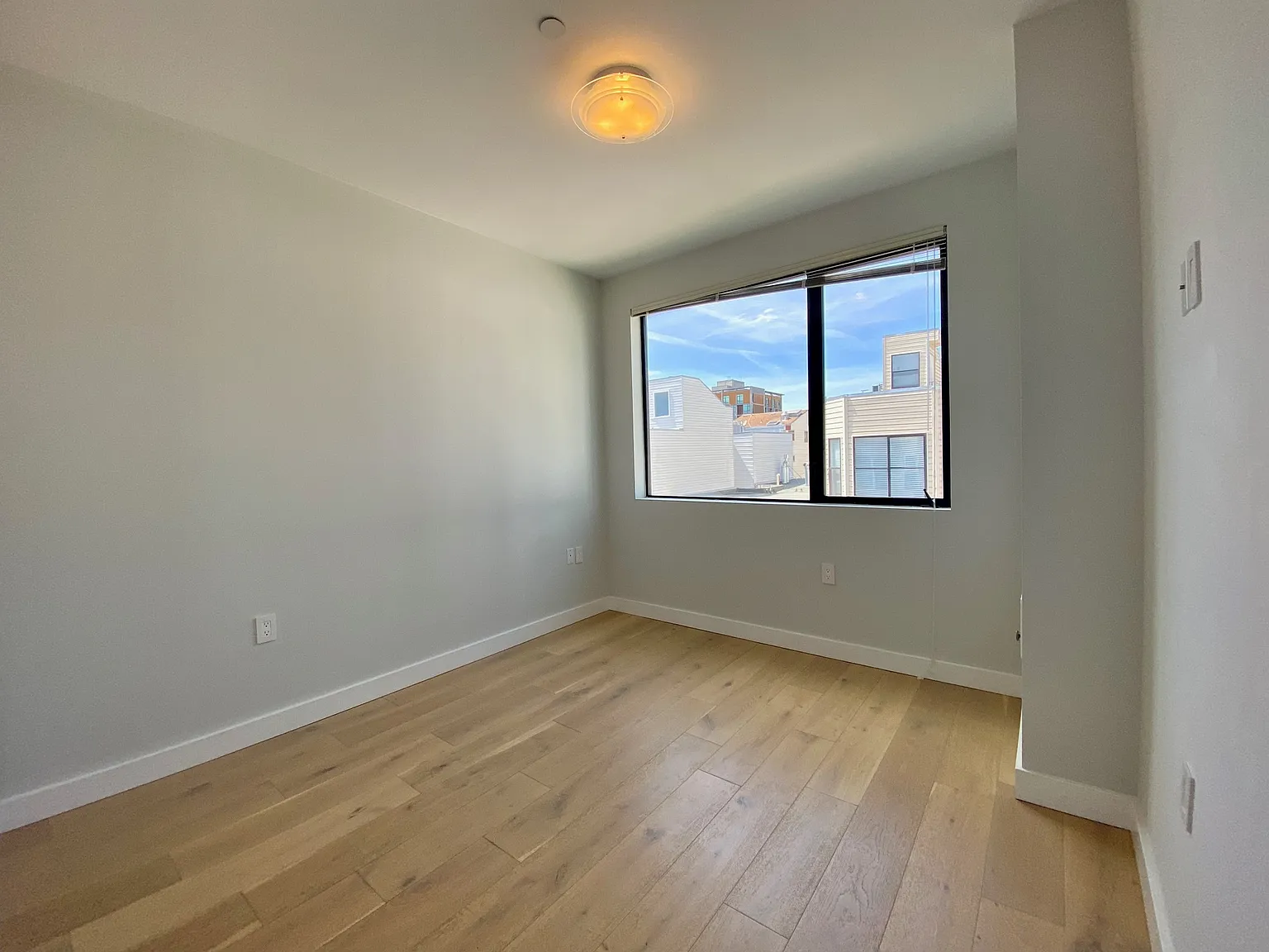 1 bed, $3,595 — Photo 3