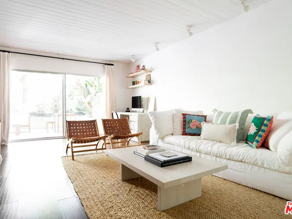 1131 Alta Loma Rd, West Hollywood, CA 90069