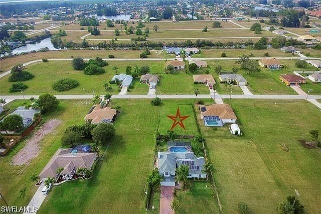 1st image of 407 SW 29th Pl Lot 13