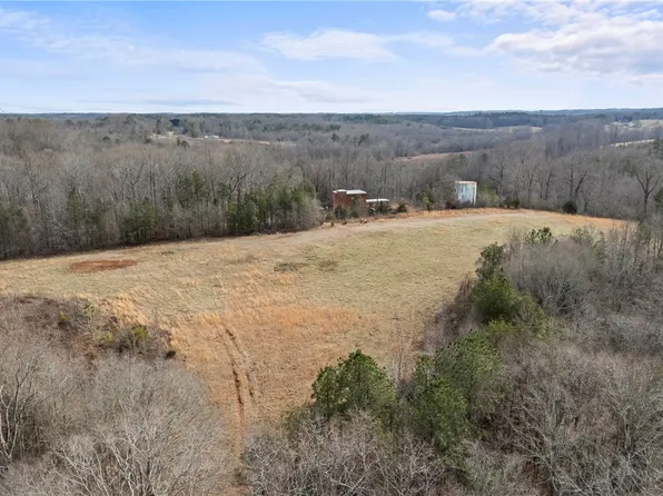 207 Water Works Rd, Walhalla, SC 29691