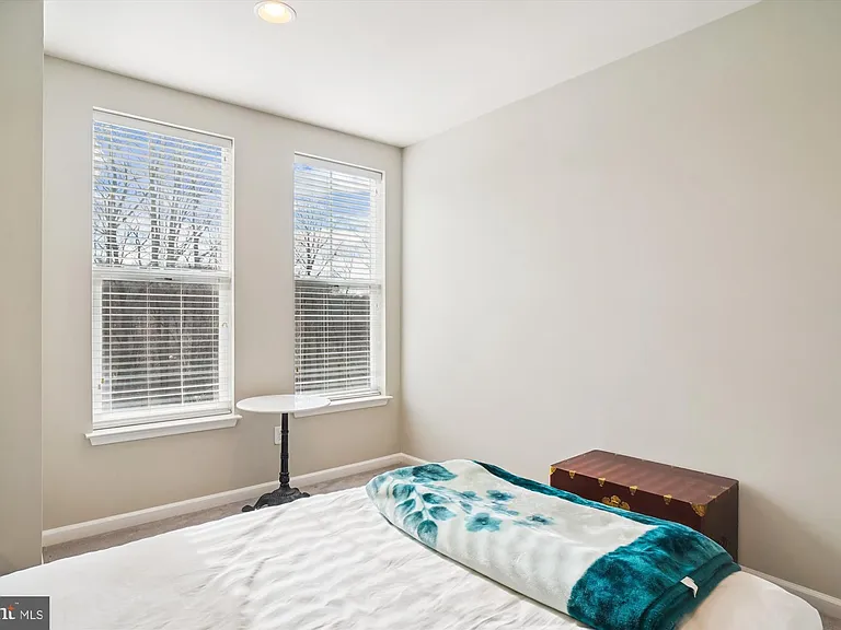 6947 Country Club Ter — Photo 29