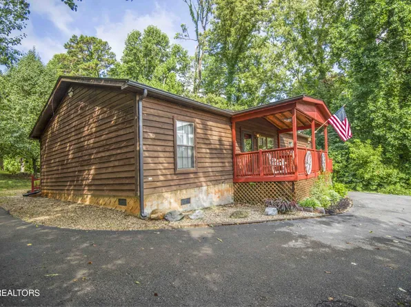 1781 Indian Ln, Sevierville, TN 37876