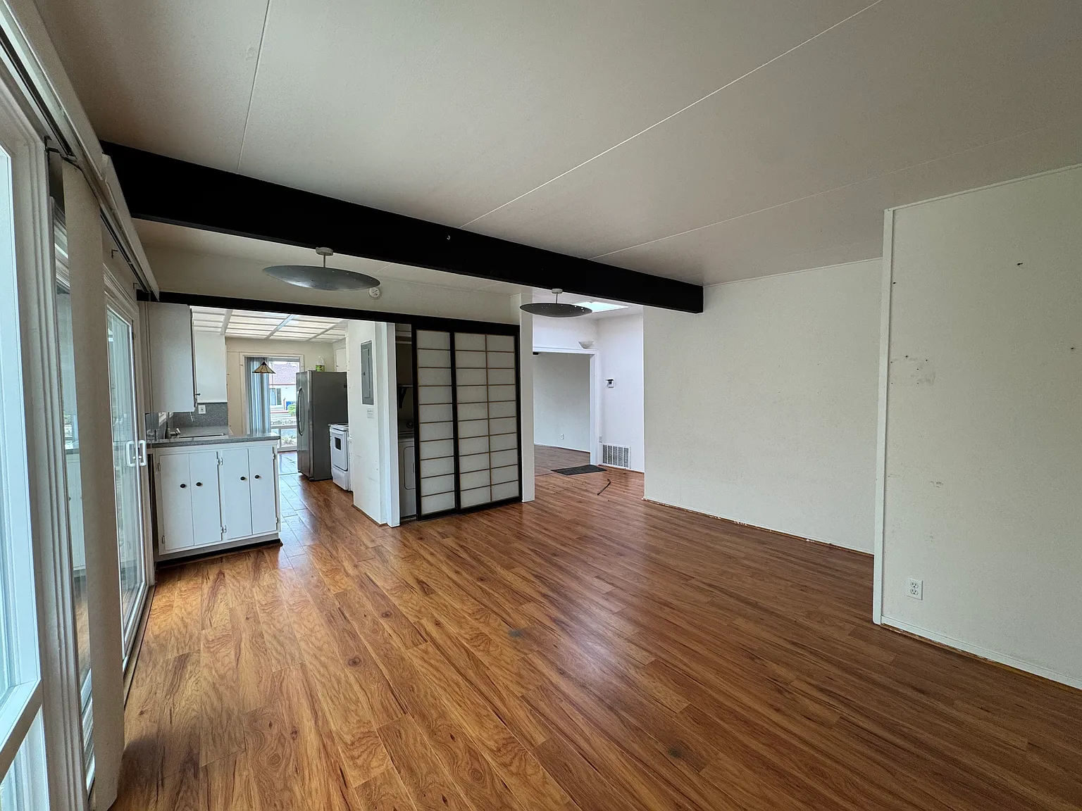 3 bed, 1628 sqft, $4,895 — Photo 2