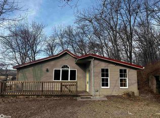 1153 Croton Rd, Farmington, IA 52626
