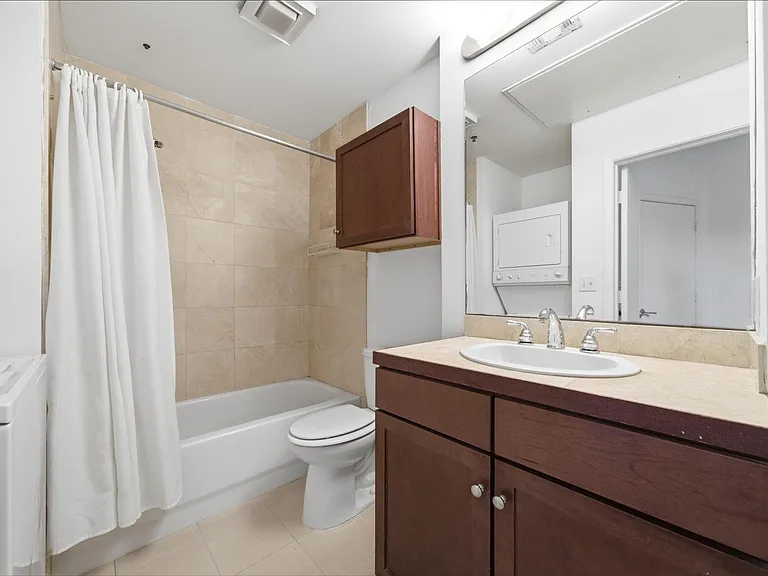917 Main St #901 — Photo 7