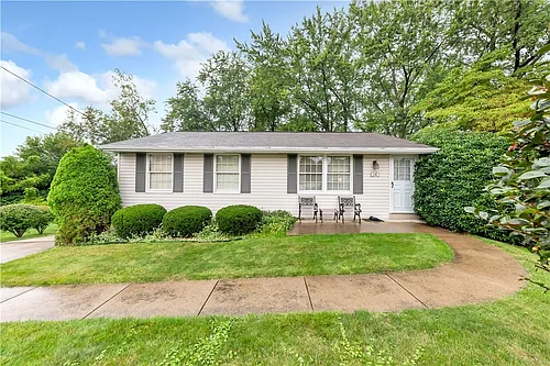 236 Cresthaven Ln Photo 1