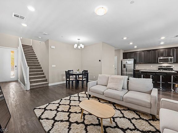 3rd image of 936 Lotus Falls St