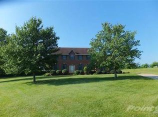 1312 Country Meadows Ln, Mount Sterling, KY 40353