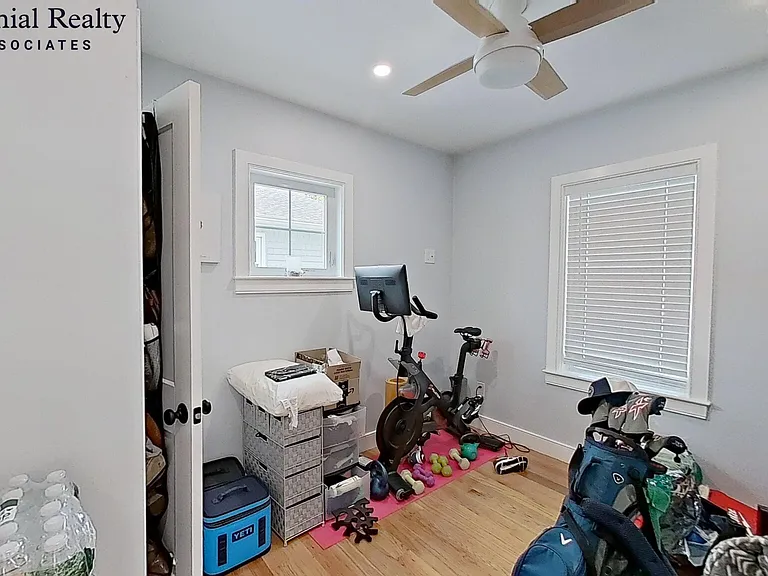 28 Woodrow Ave #2 — Photo 11