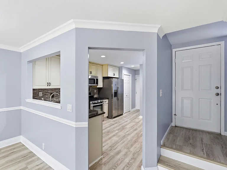 17125 Creekside Cir — Photo 7