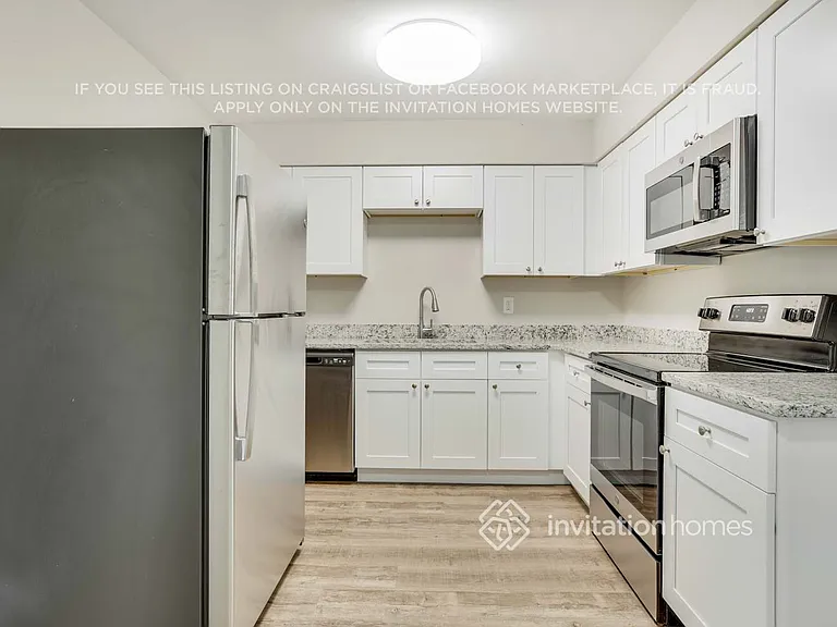 4039 Gay Nell Ct — Photo 11