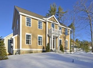 8 Francis Way, Salisbury, MA 01952