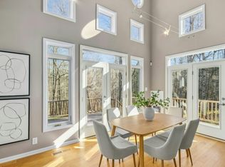 811 Oxbow Crossing Rd, Chapel Hill, NC 27516