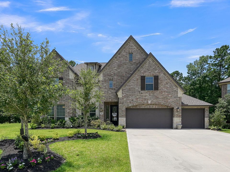 1st image of 425 Christians Ct