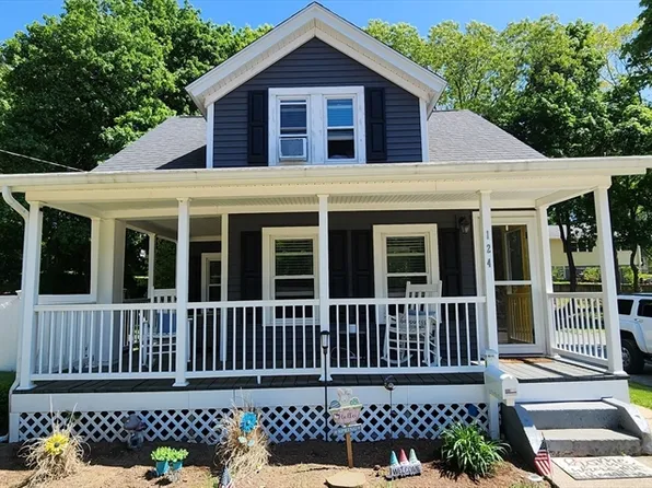 124 Beaver St #1, Franklin, MA 02038