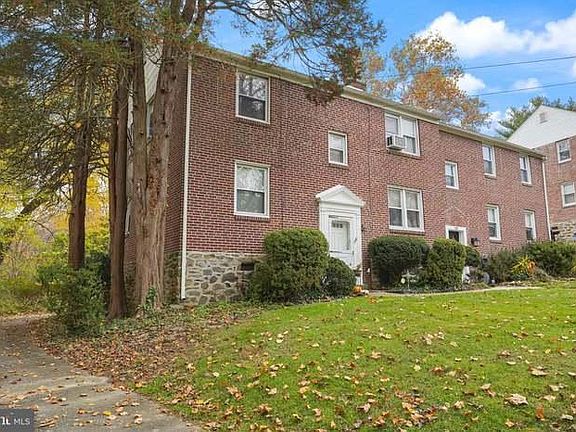 2nd image of 108 Pilgrim Ln #A