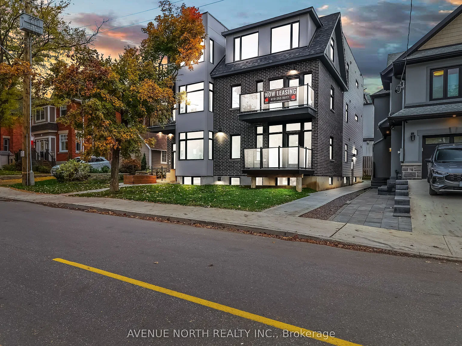 436 Athlone Ave — Photo 2