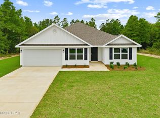 1585 Fountain Ct, Chipley, FL 32428