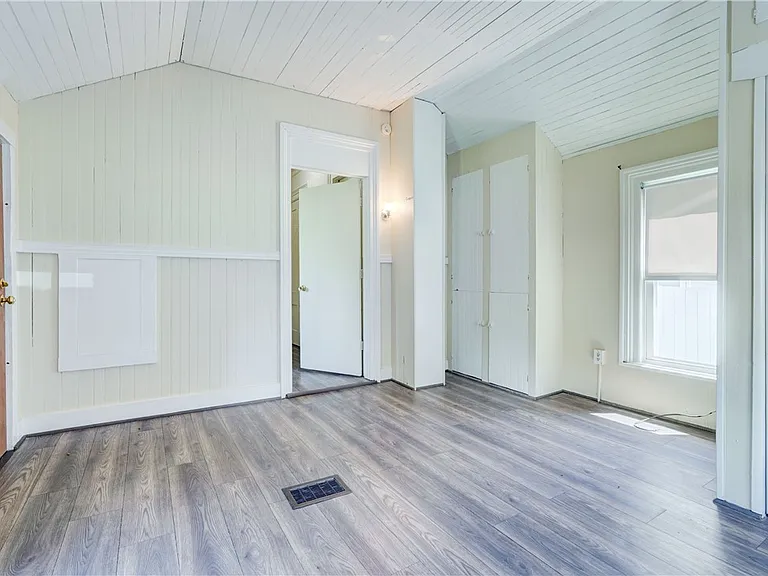 14 Vick Park #A — Photo 30