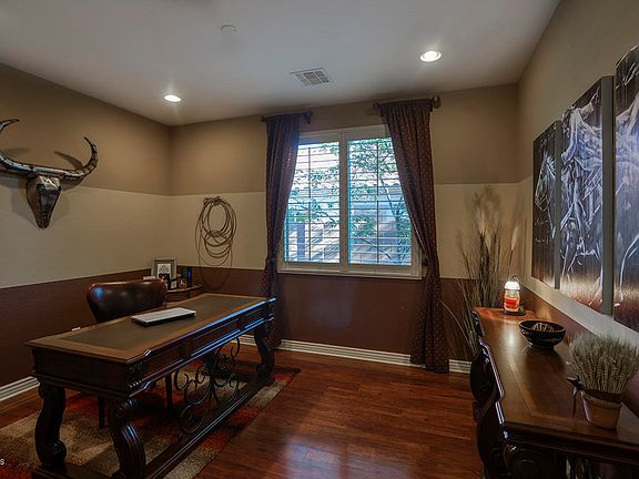 2nd image of 18566 W Lupine Ave