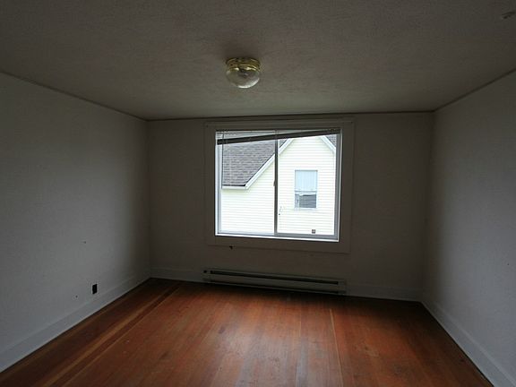 5th image of 1415 C St