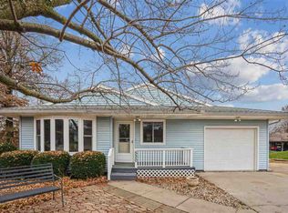 520 14th St, Wellman, IA 52356