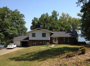 205 Snow Rd, Big Sandy, TN 38221