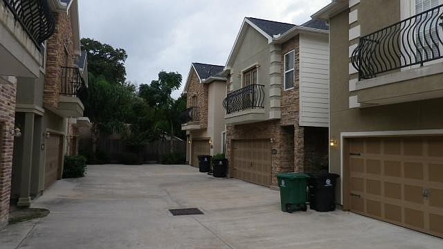 2nd image of 4623 Sharman St
