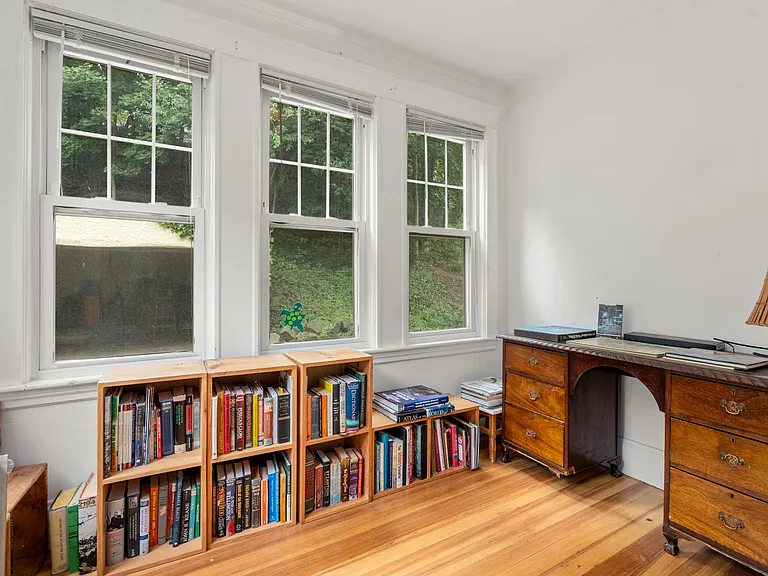 108 Columbia St #1 — Photo 10