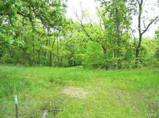 13725 Industry Rd E, Lebanon, MO 65536