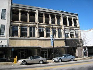 2nd image of 322 W Main St
