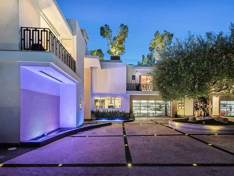 1111 Sierra Alta Way — Photo 31
