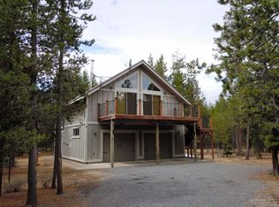 9553 Starlight Dr, Crescent Lake, OR 97733