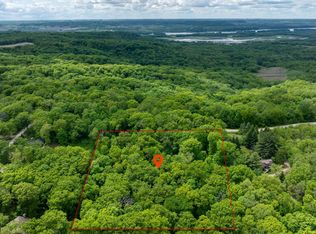 3197 S Rocky Hill Rd, Galena, IL 61036