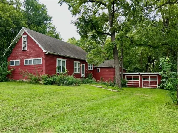 527 Sheidley Ave, Bonner Springs, KS 66012