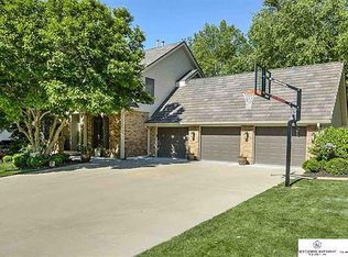 3822 S 163rd Cir, Omaha, NE 68130