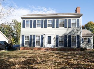 2219 Heather Glen Ln, Charlotte, NC 28208