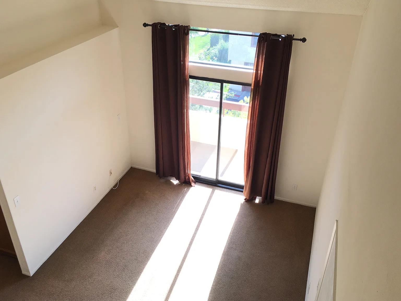 2 bed, 987 sqft, $2,435 — Photo 4