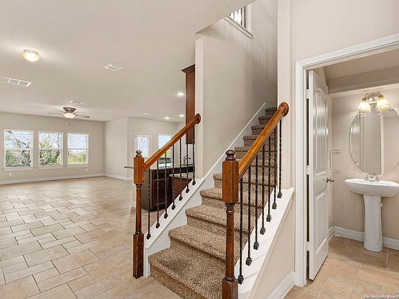 5th image of 5707 Devonwood St