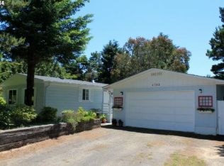 4782 Rhododendron Loop, Florence, OR 97439